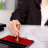 Когда наниматель может расторгнуть контракт с работником?