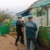 Жителям пострадавшей от грозового фронта деревни Хлюпичи оказывают помощь